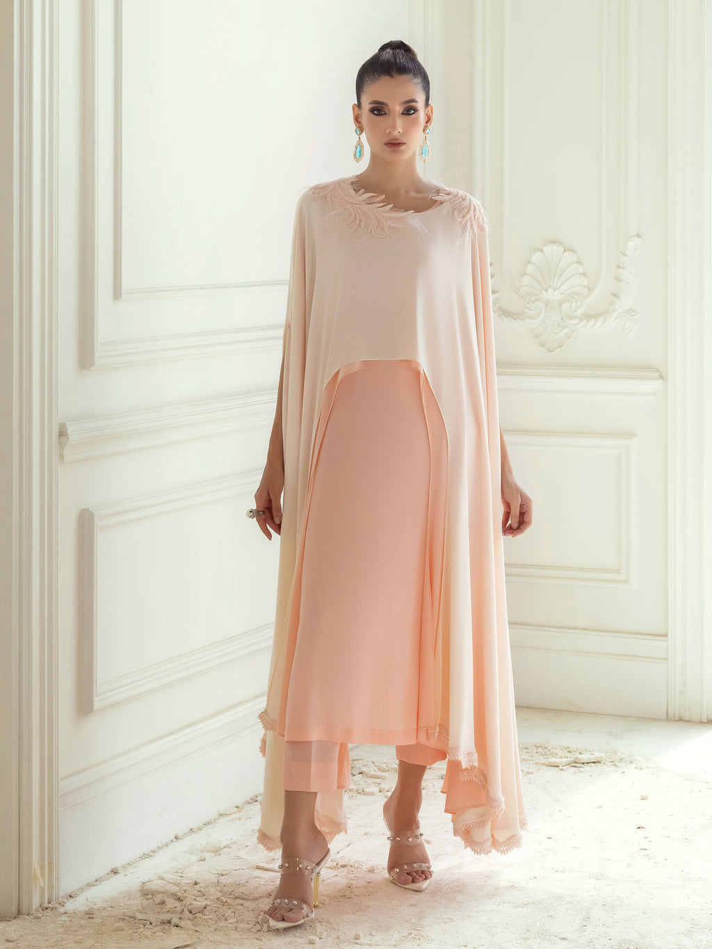 Alyha - Ivory & Peach