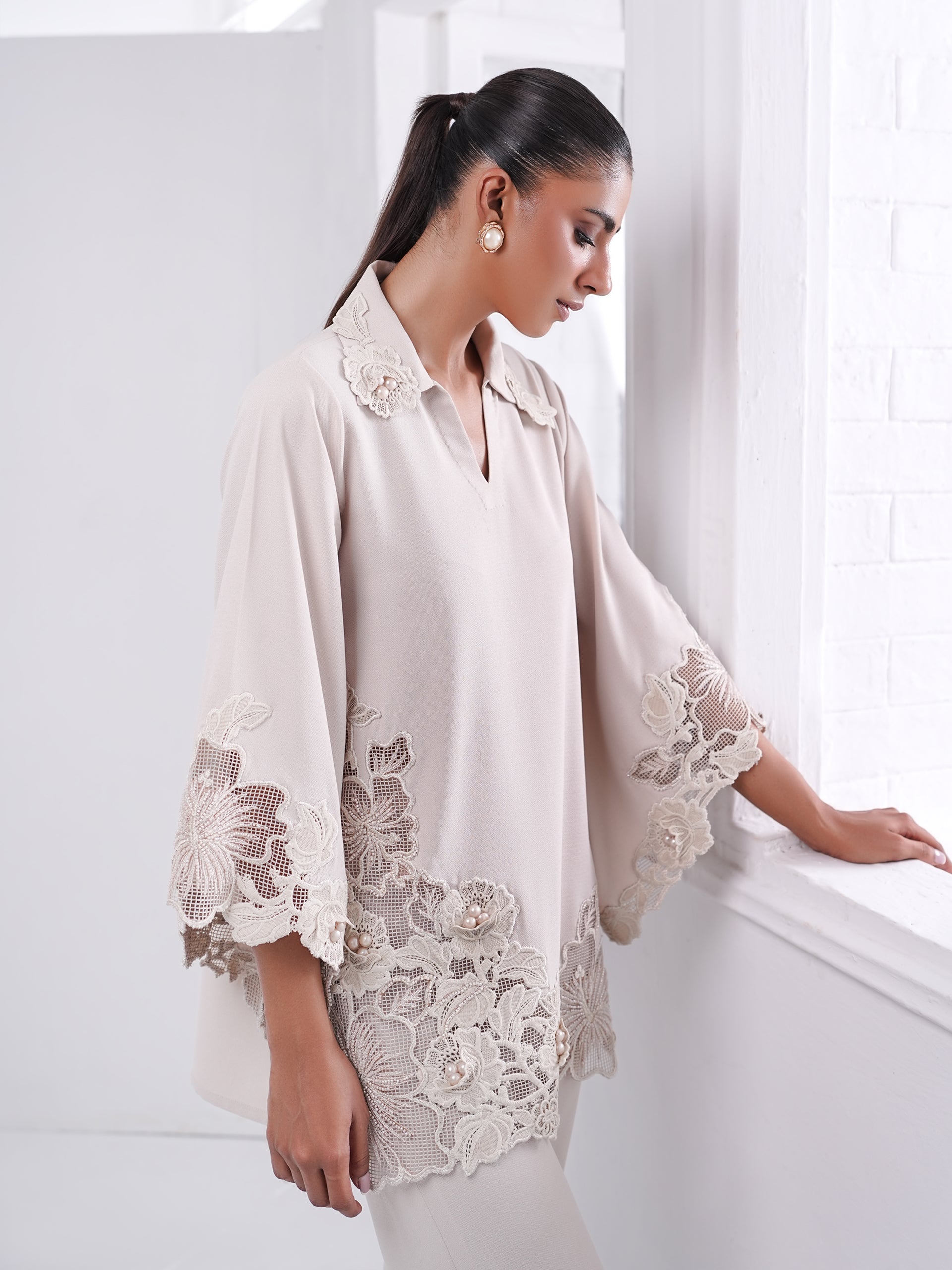 Alvena - Beige Main image
