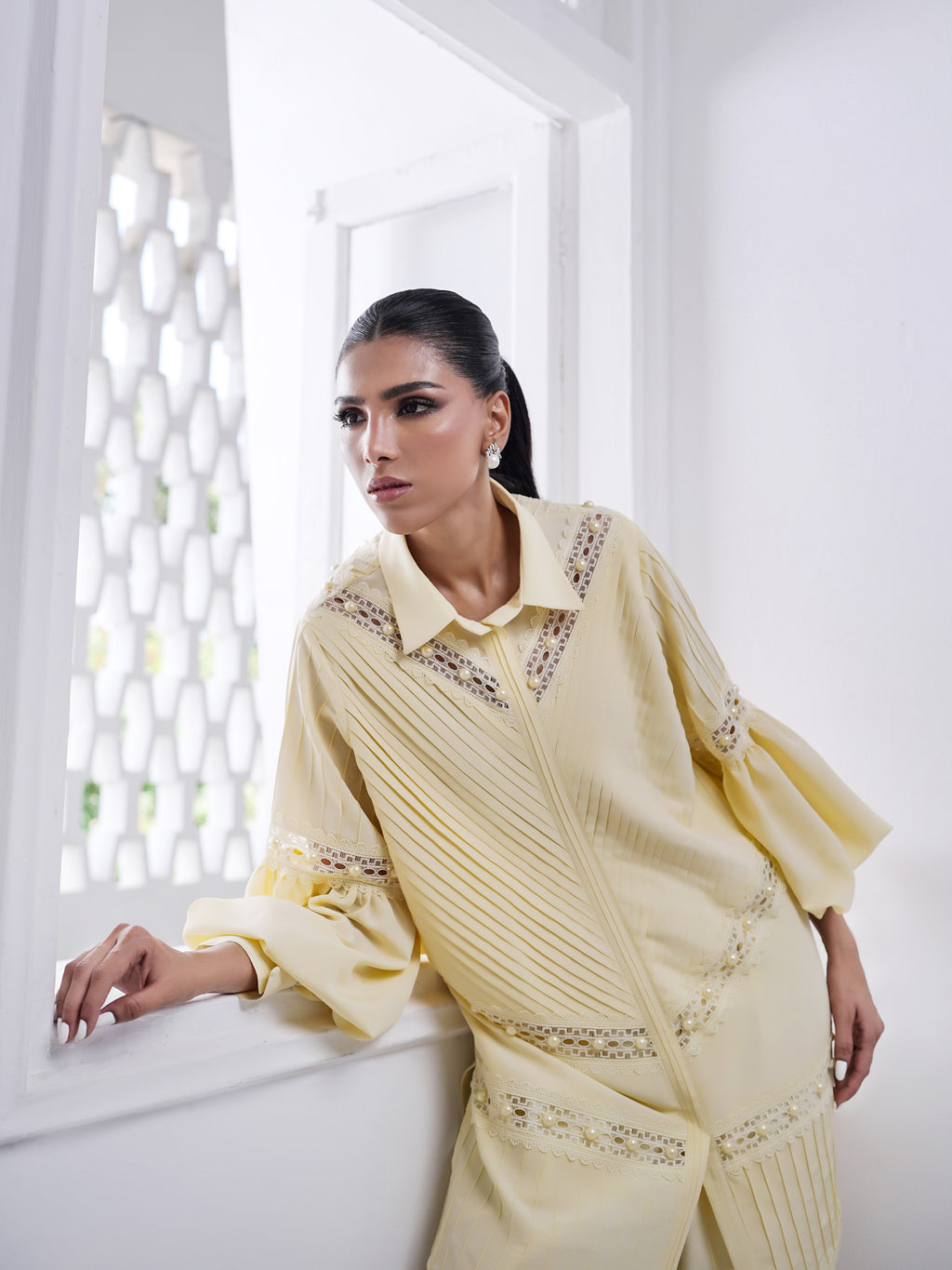 Aura - Butter Yellow