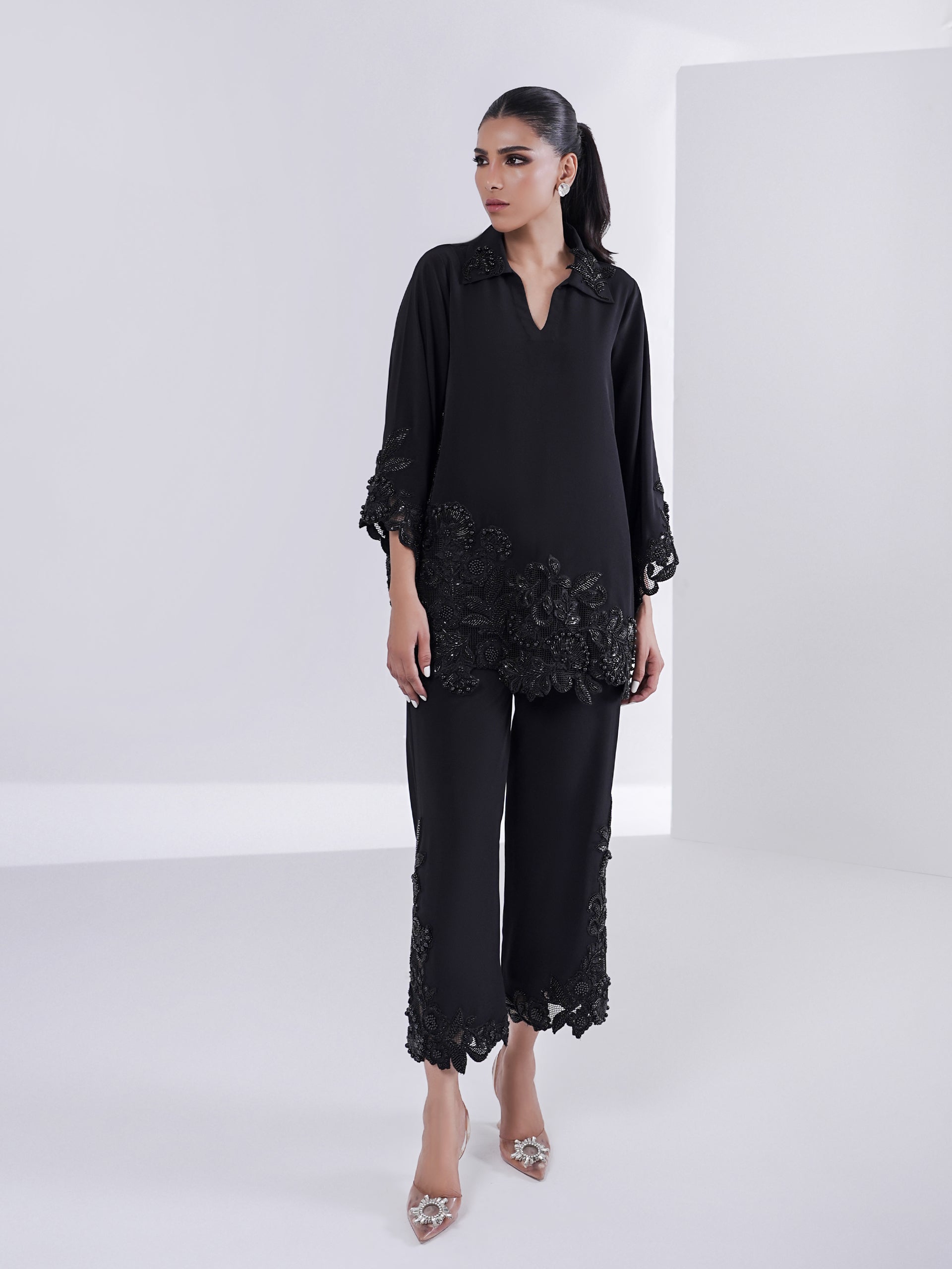 Alvena - Black Main image