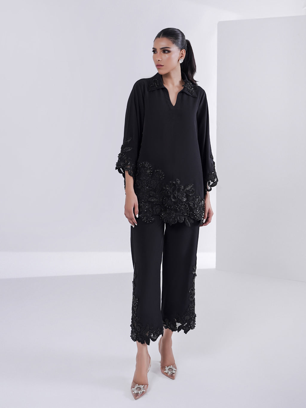 Alvena - Black