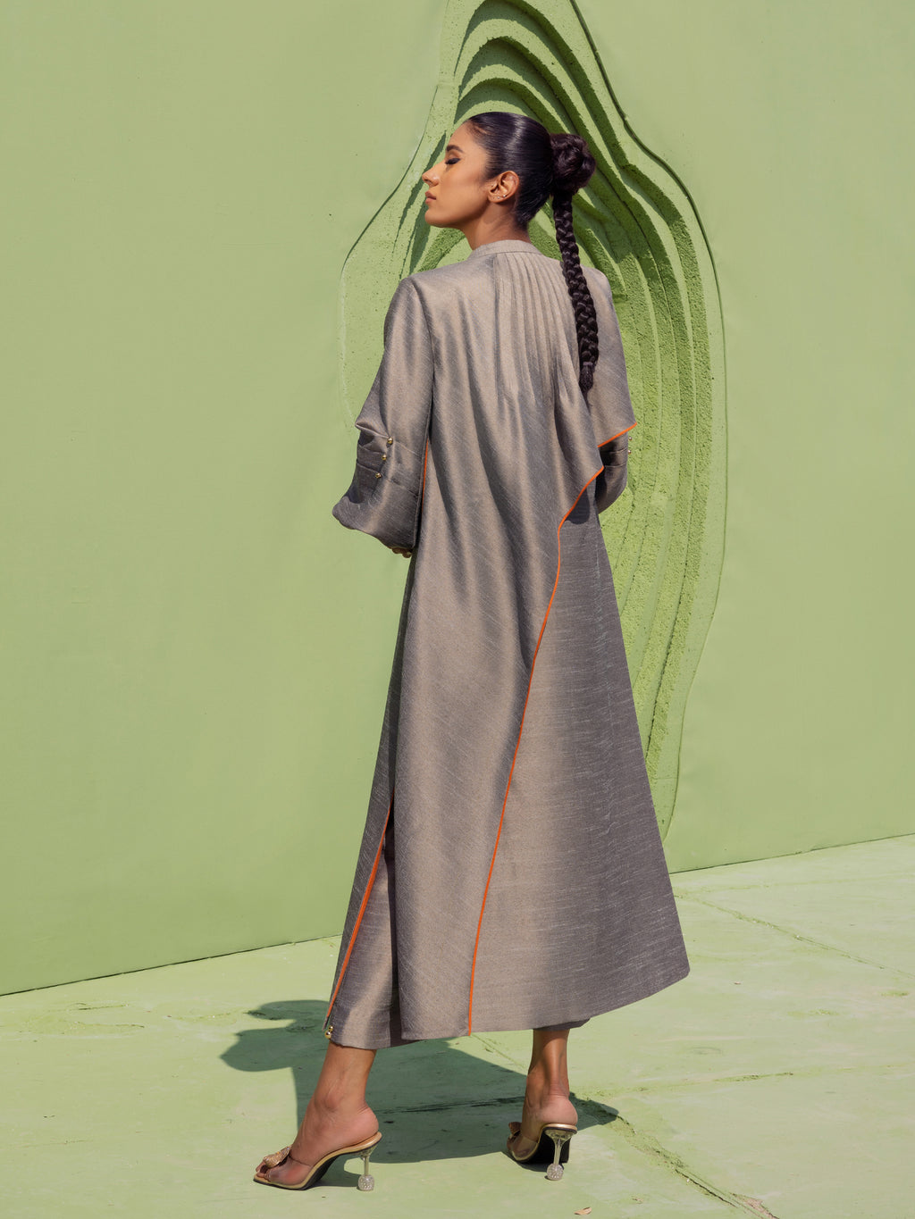 Vera - Grey