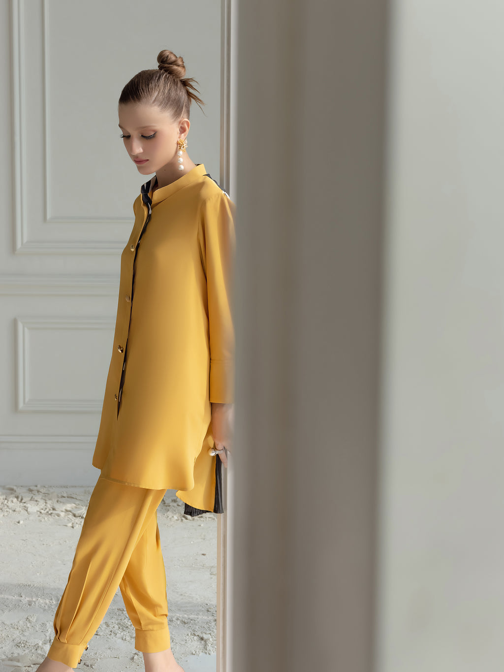 Ella - Mustard