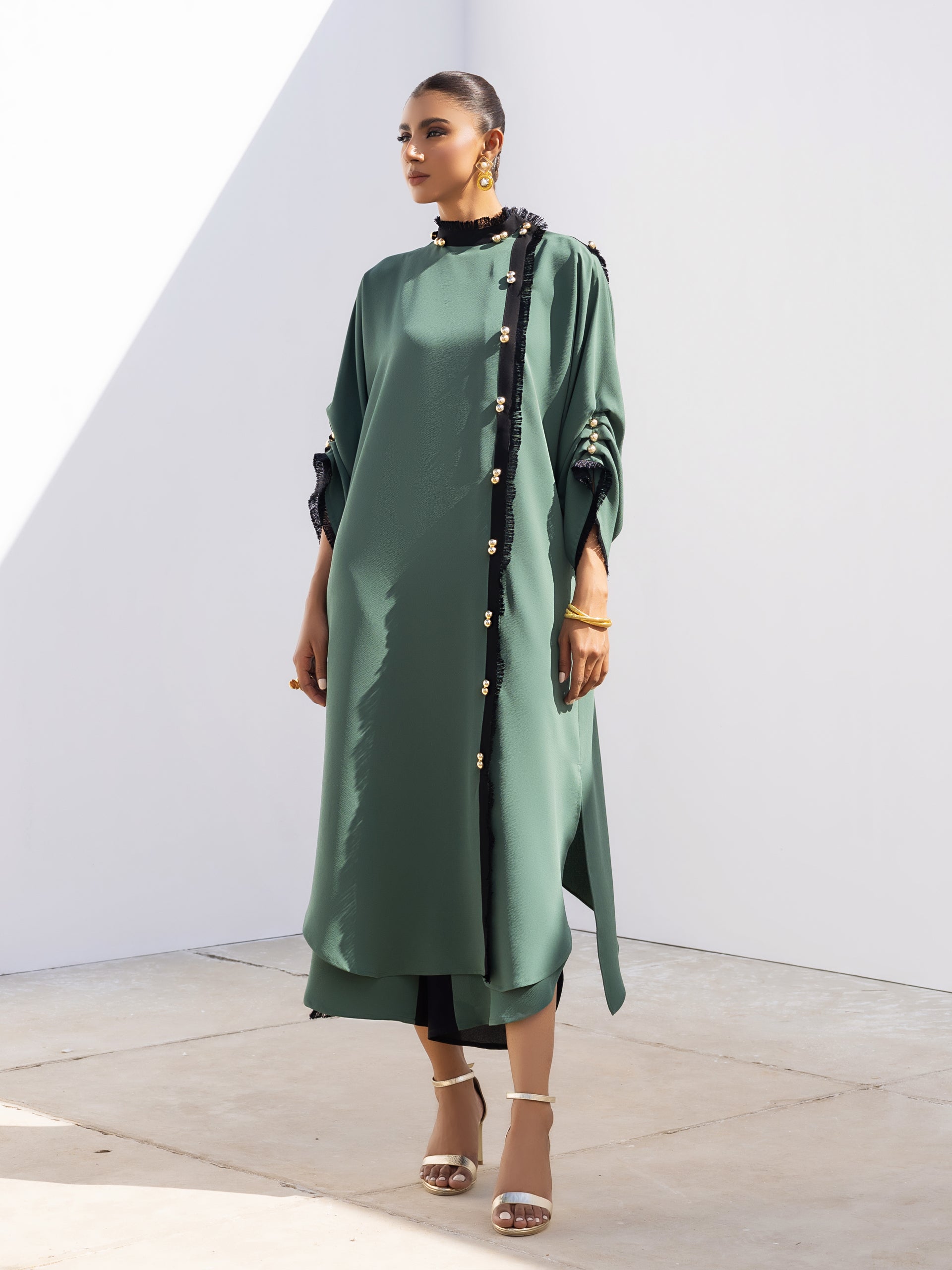 Reem - Dark Green & Black