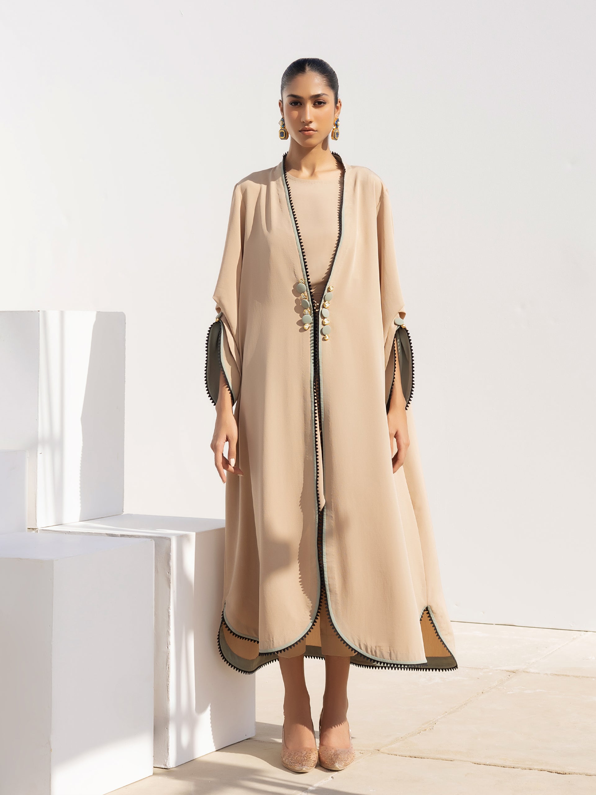 Zainee - Beige Main image