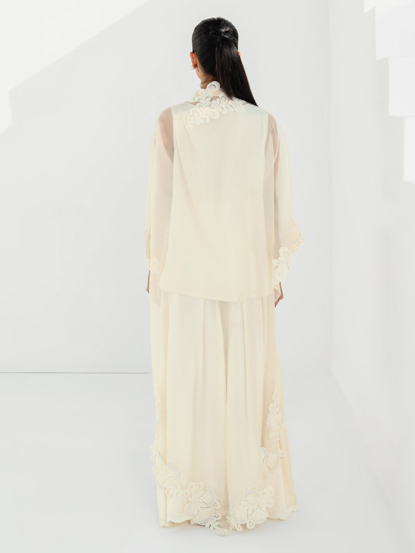 Lilly - Ivory