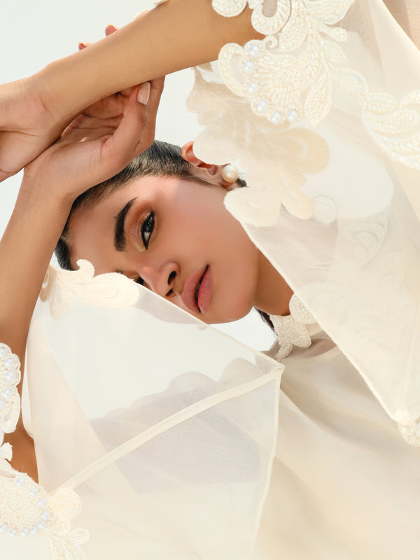 Lilly - Ivory