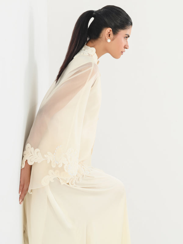 Lilly - Ivory