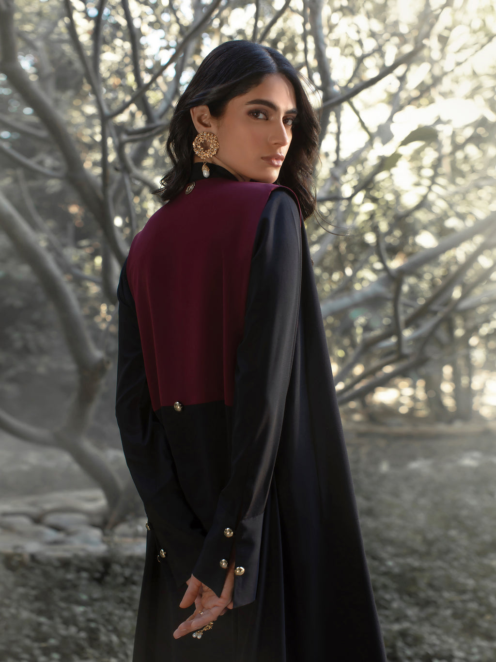 Shasmin - Black & Maroon